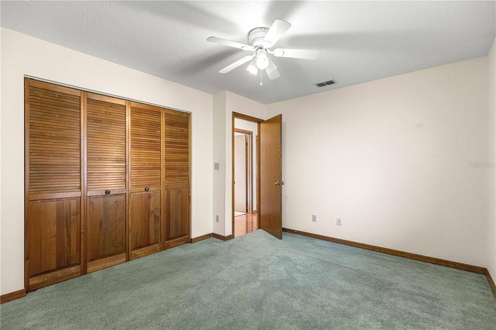 For Sale: $239,900 (3 beds, 2 baths, 1539 Square Feet)