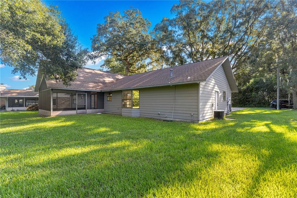 For Sale: $239,900 (3 beds, 2 baths, 1539 Square Feet)