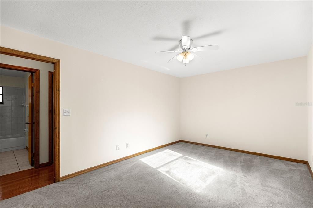 For Sale: $239,900 (3 beds, 2 baths, 1539 Square Feet)