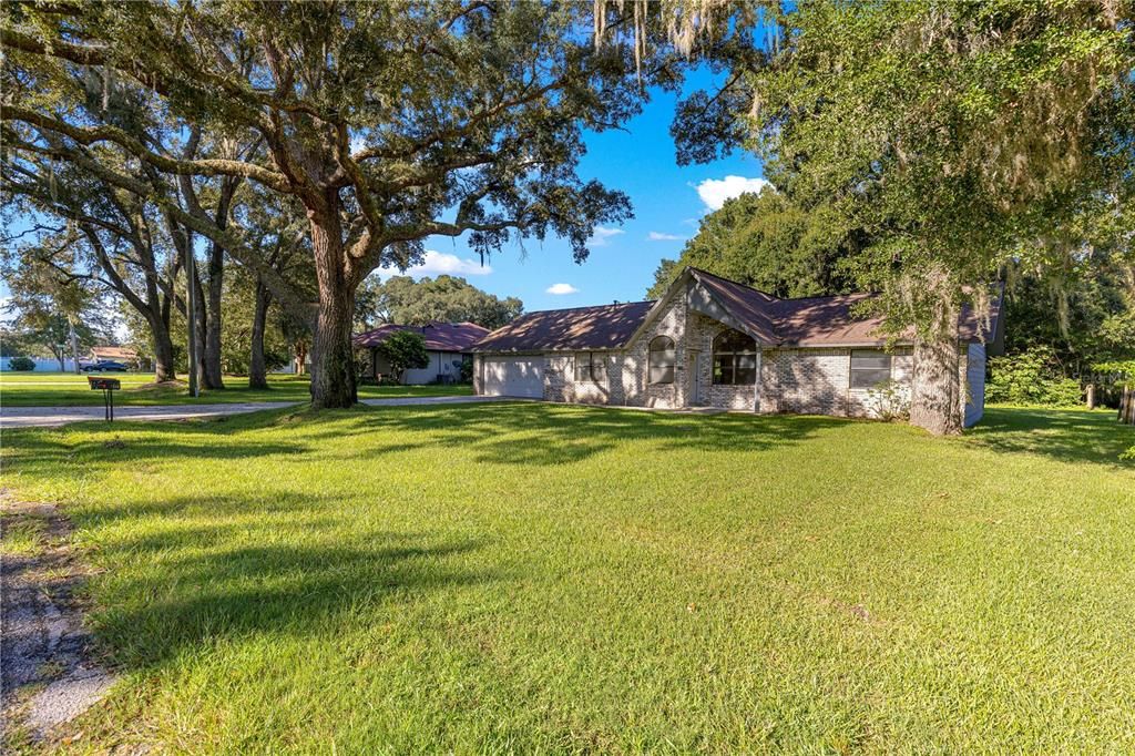 For Sale: $239,900 (3 beds, 2 baths, 1539 Square Feet)