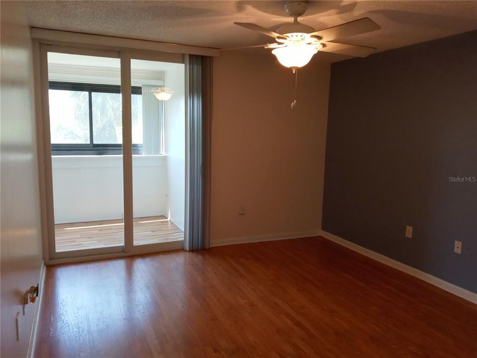 For Rent: $1,595 (2 beds, 2 baths, 998 Square Feet)