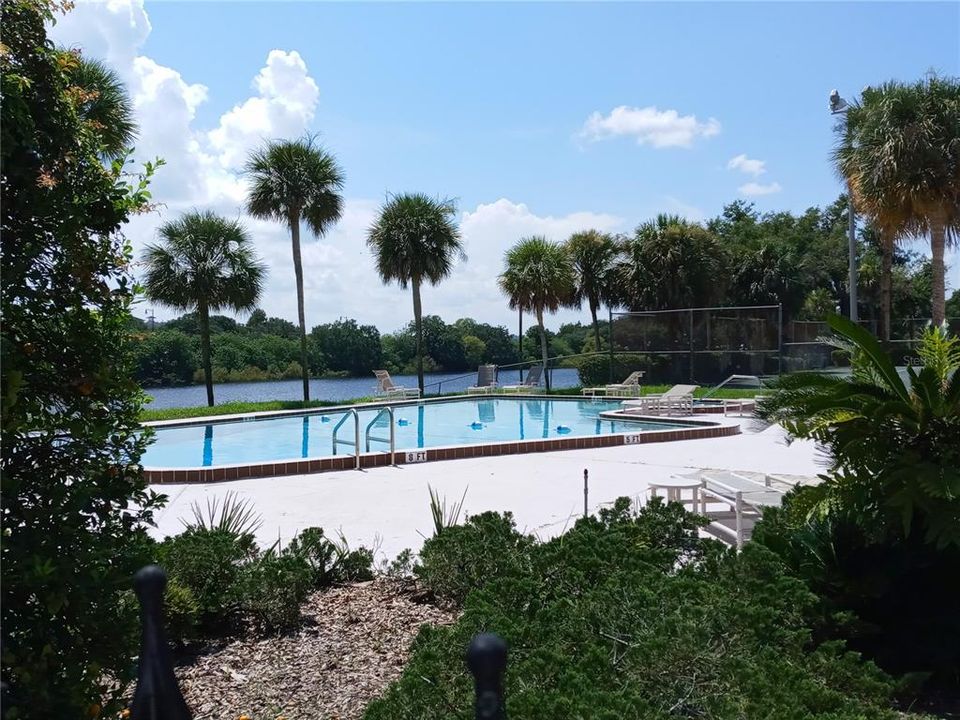 For Rent: $1,595 (2 beds, 2 baths, 998 Square Feet)