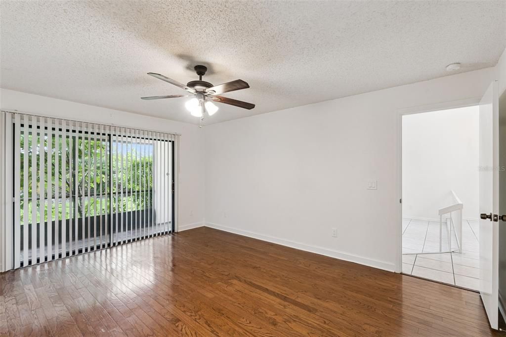 En Venta: $234,900 (2 camas, 2 baños, 1295 Pies cuadrados)