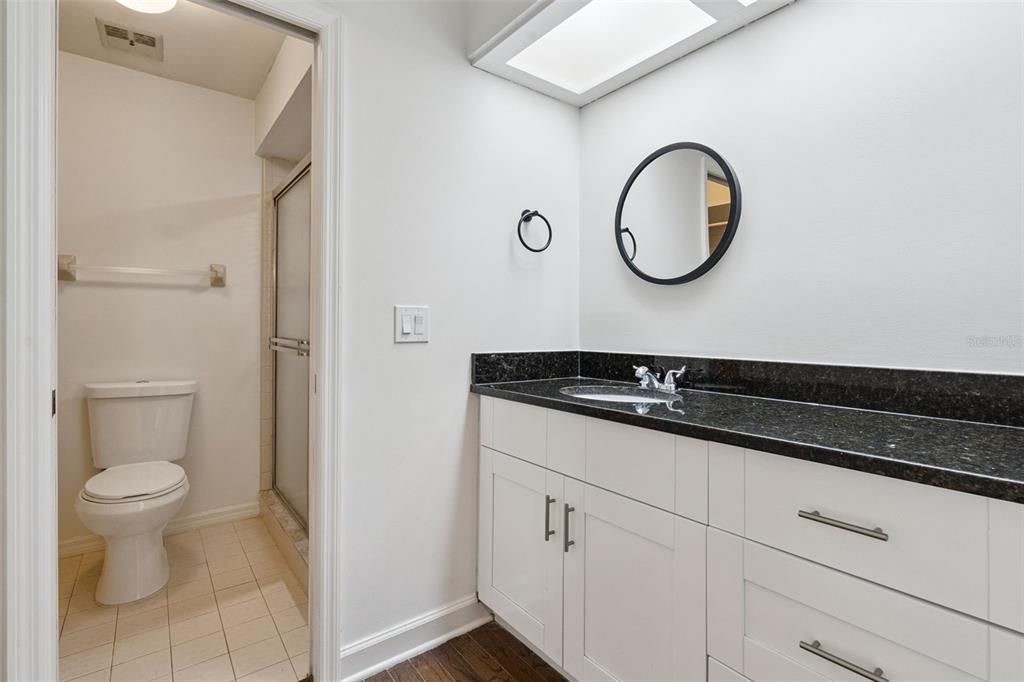En Venta: $234,900 (2 camas, 2 baños, 1295 Pies cuadrados)