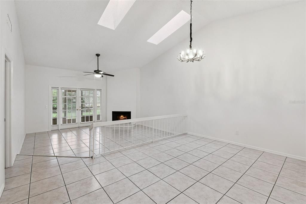 En Venta: $234,900 (2 camas, 2 baños, 1295 Pies cuadrados)