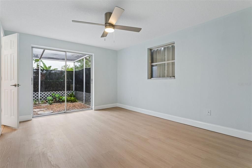 В аренду: $1,600 (2 спален, 2 ванн, 1042 Квадратных фут)