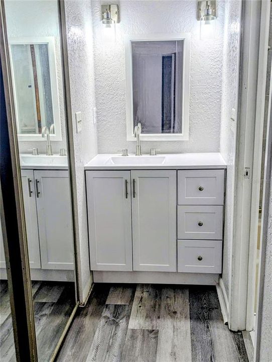 В аренду: $2,050 (3 спален, 2 ванн, 1726 Квадратных фут)
