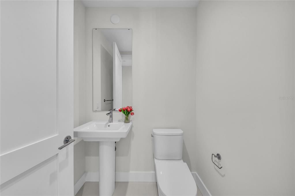 В аренду: $9,500 (2 спален, 2 ванн, 1788 Квадратных фут)