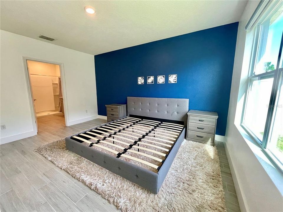 For Sale: $384,900 (4 beds, 2 baths, 1851 Square Feet)