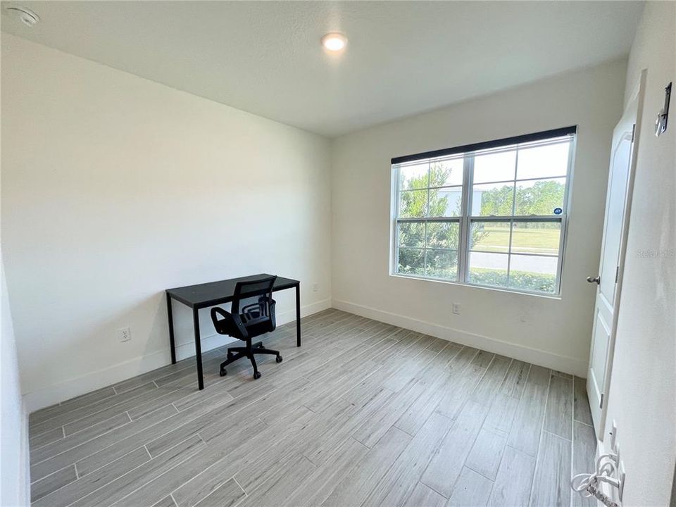 For Sale: $384,900 (4 beds, 2 baths, 1851 Square Feet)