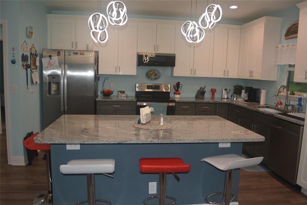 For Sale: $499,900 (3 beds, 2 baths, 1538 Square Feet)