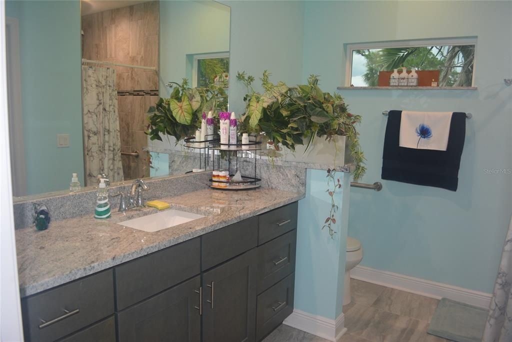 For Sale: $499,900 (3 beds, 2 baths, 1538 Square Feet)