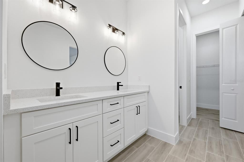 For Sale: $399,900 (4 beds, 3 baths, 2222 Square Feet)