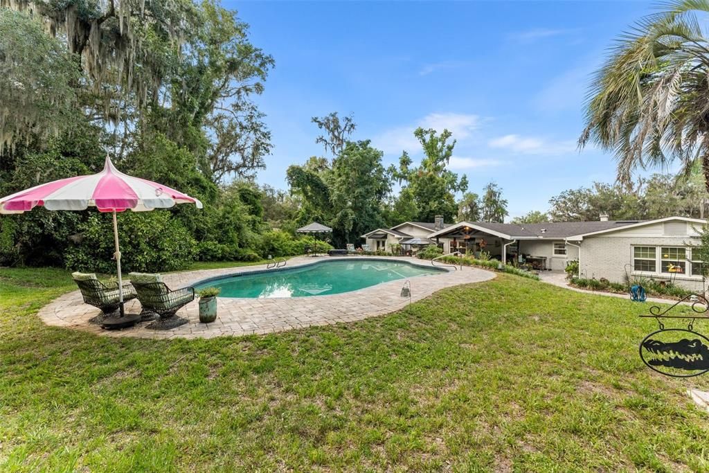 For Sale: $510,000 (5 beds, 3 baths, 3146 Square Feet)