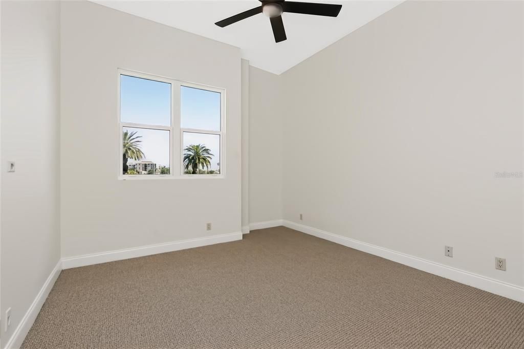 En Venta: $399,900 (2 camas, 2 baños, 1145 Pies cuadrados)