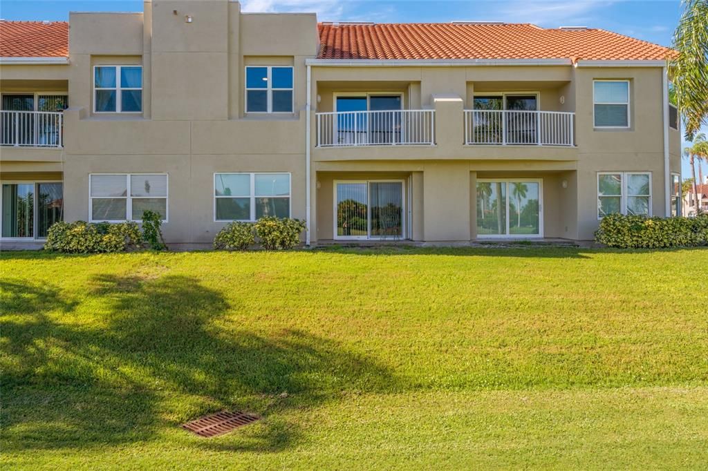 En Venta: $399,900 (2 camas, 2 baños, 1145 Pies cuadrados)