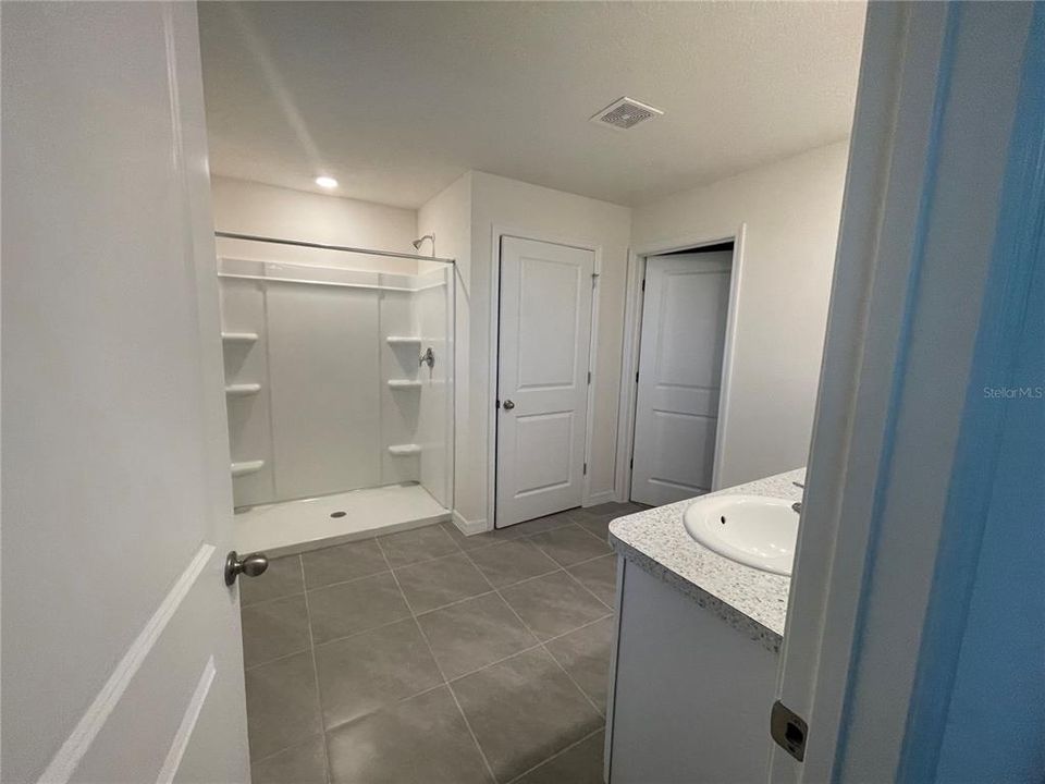 В аренду: $2,495 (4 спален, 3 ванн, 2371 Квадратных фут)