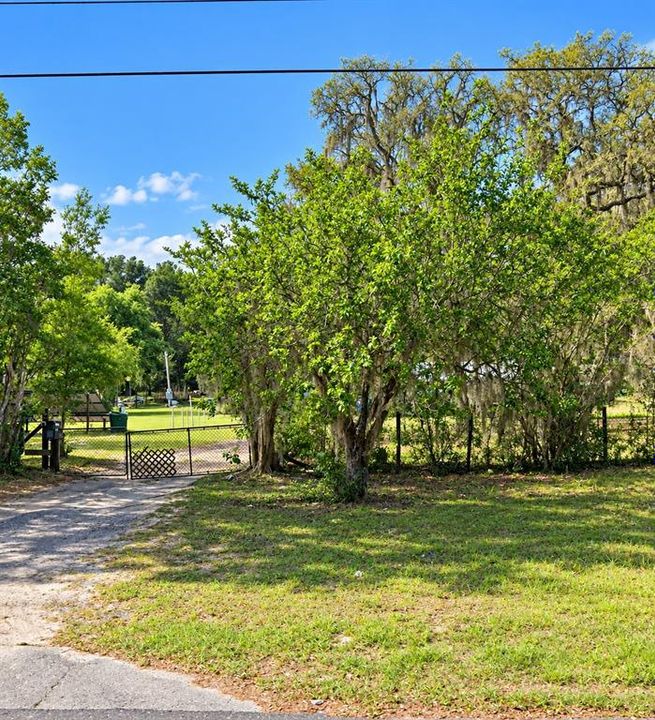 Недавно продано: $48,229 (1.24 acres)