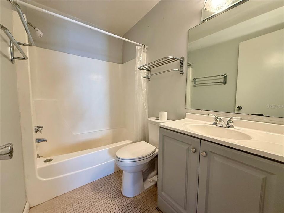 В аренду: $2,200 (2 спален, 2 ванн, 1100 Квадратных фут)