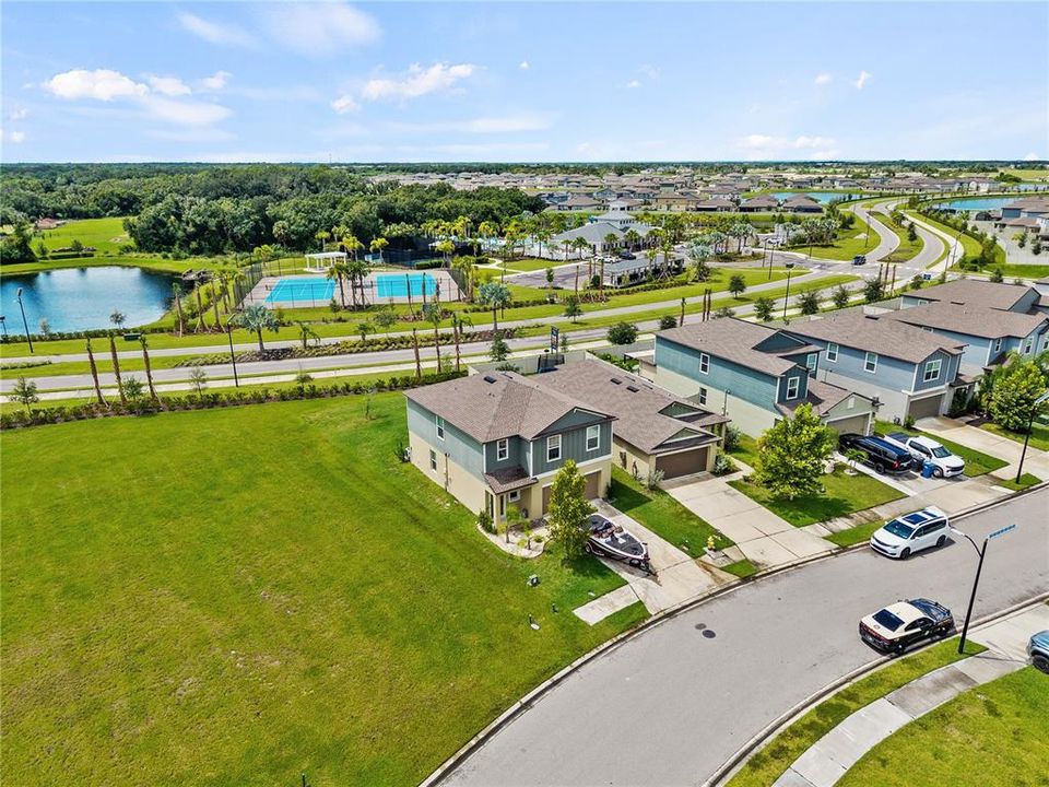 На продажу: $367,000 (4 спален, 2 ванн, 1866 Квадратных фут)