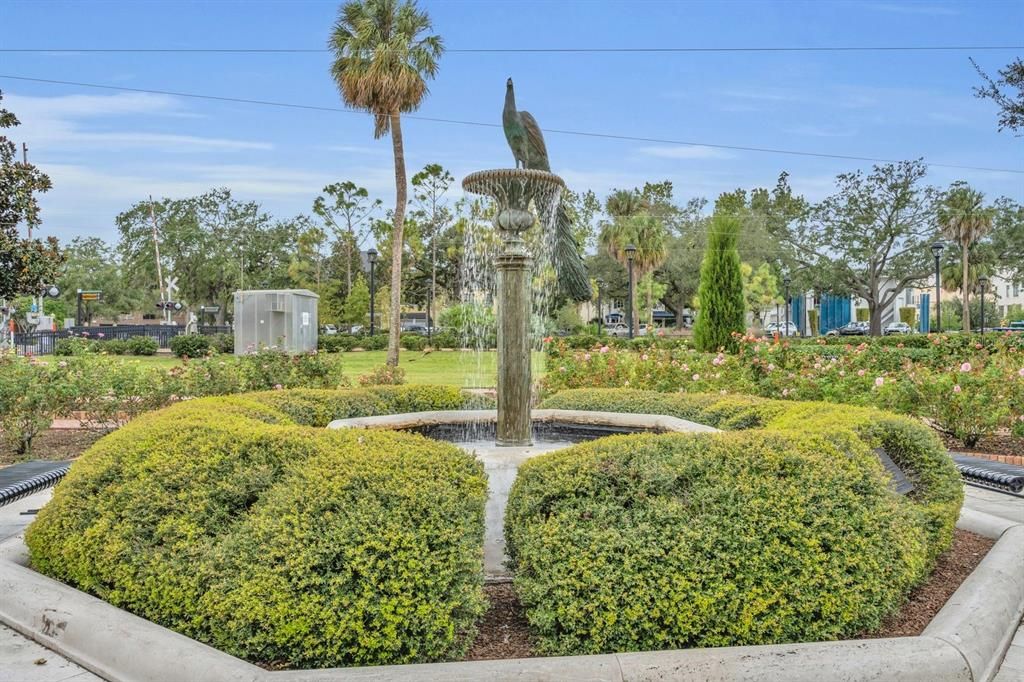 待售: $1,450,000 (0.23 acres)
