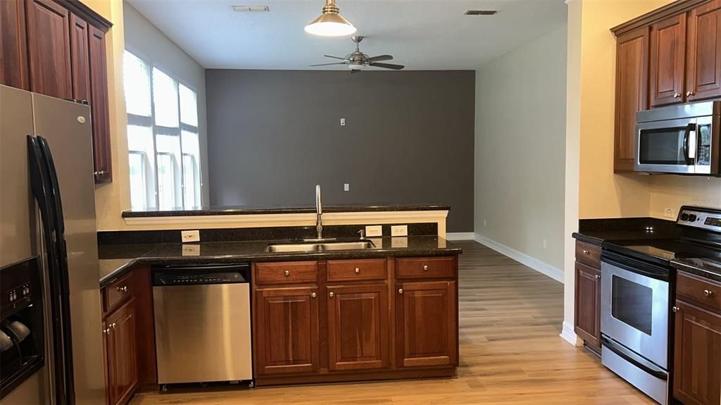 For Rent: $4,000 (4 beds, 2 baths, 2367 Square Feet)