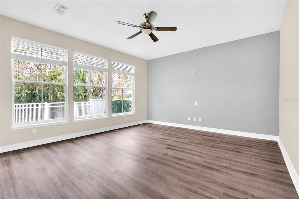 For Rent: $4,000 (4 beds, 2 baths, 2367 Square Feet)