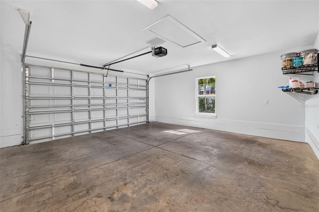 En Venta: $1,525,000 (4 camas, 3 baños, 2832 Pies cuadrados)
