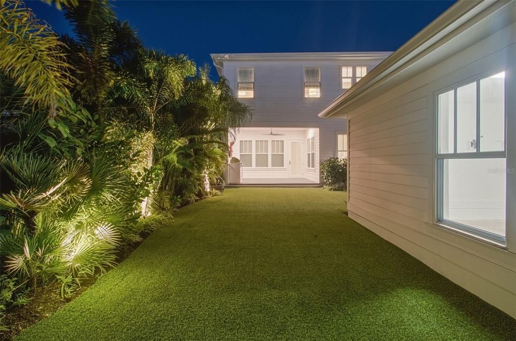 En Venta: $1,525,000 (4 camas, 3 baños, 2832 Pies cuadrados)