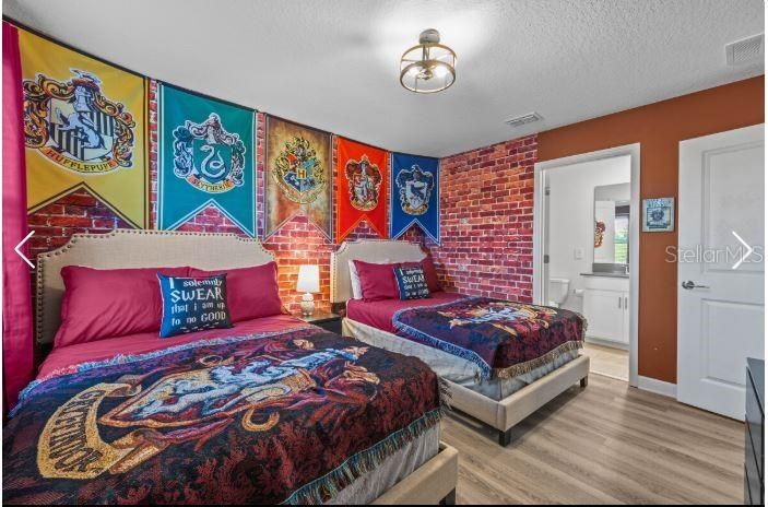 En Venta: $675,000 (7 camas, 5 baños, 4059 Pies cuadrados)