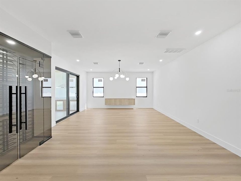 На продажу: $1,349,900 (5 спален, 3 ванн, 3211 Квадратных фут)