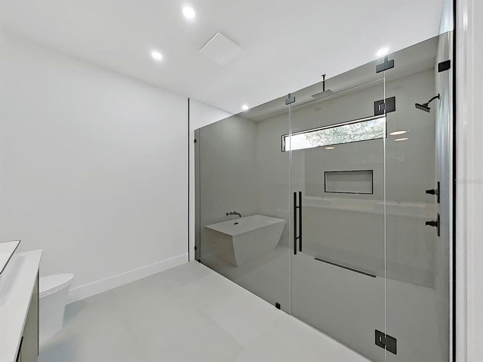 На продажу: $1,349,900 (5 спален, 3 ванн, 3211 Квадратных фут)