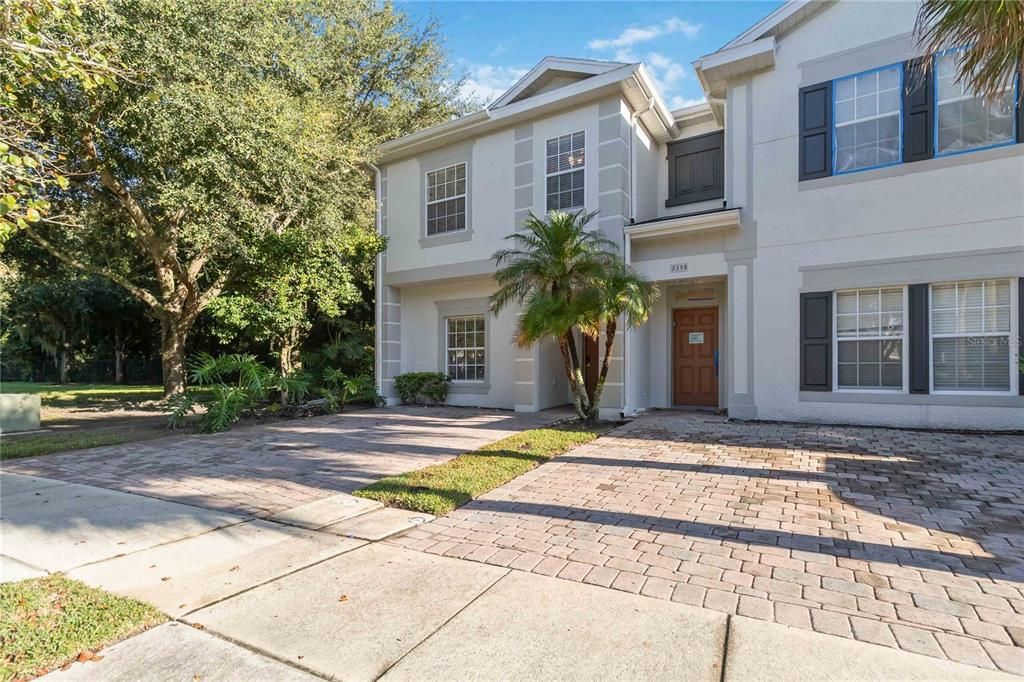 En Venta: $285,000 (5 camas, 3 baños, 1779 Pies cuadrados)