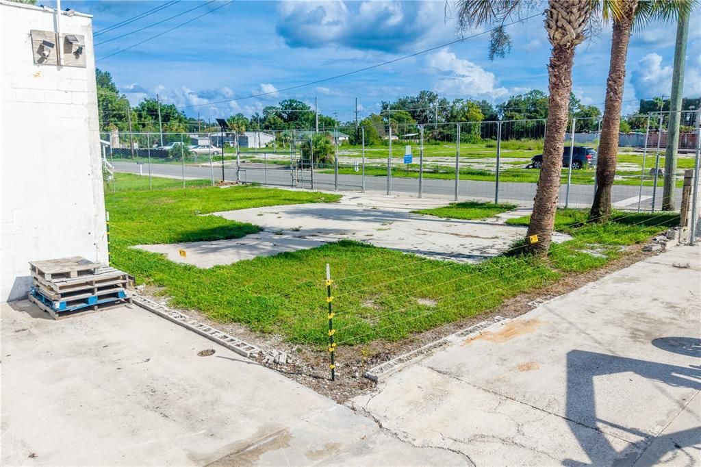For Sale: $775,000 (0 beds, 0 baths, 5406 Square Feet)