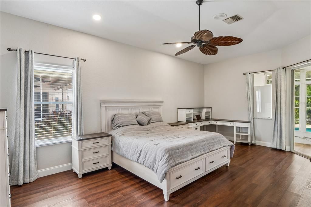 For Sale: $625,000 (4 beds, 2 baths, 2648 Square Feet)