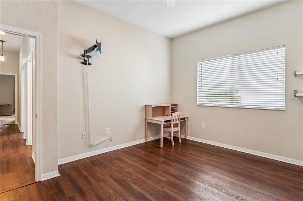 For Sale: $625,000 (4 beds, 2 baths, 2648 Square Feet)