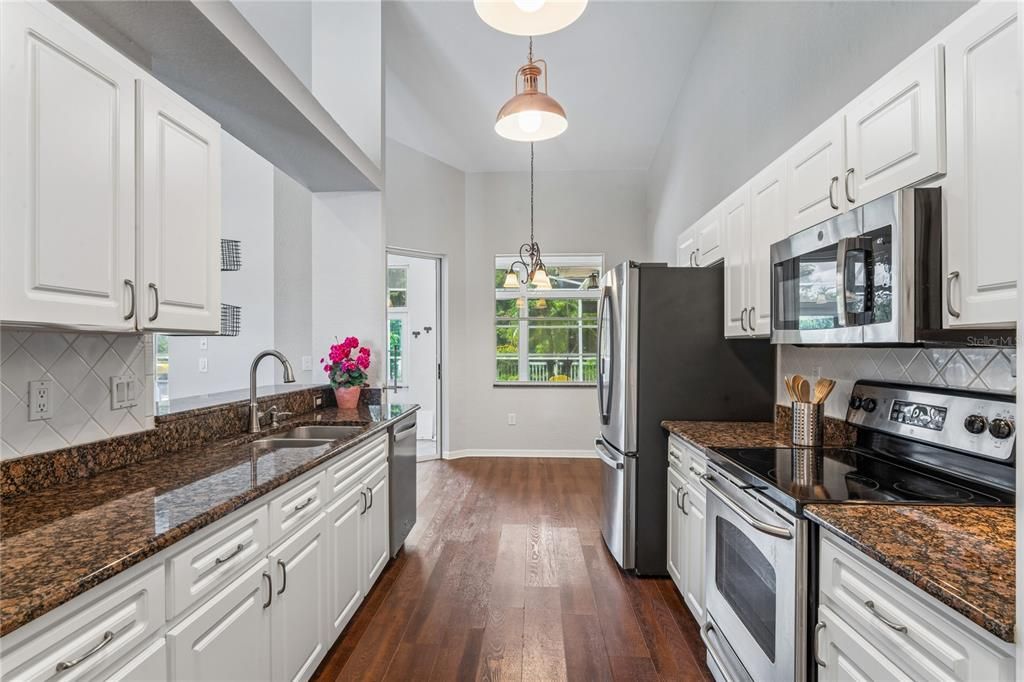 For Sale: $625,000 (4 beds, 2 baths, 2648 Square Feet)