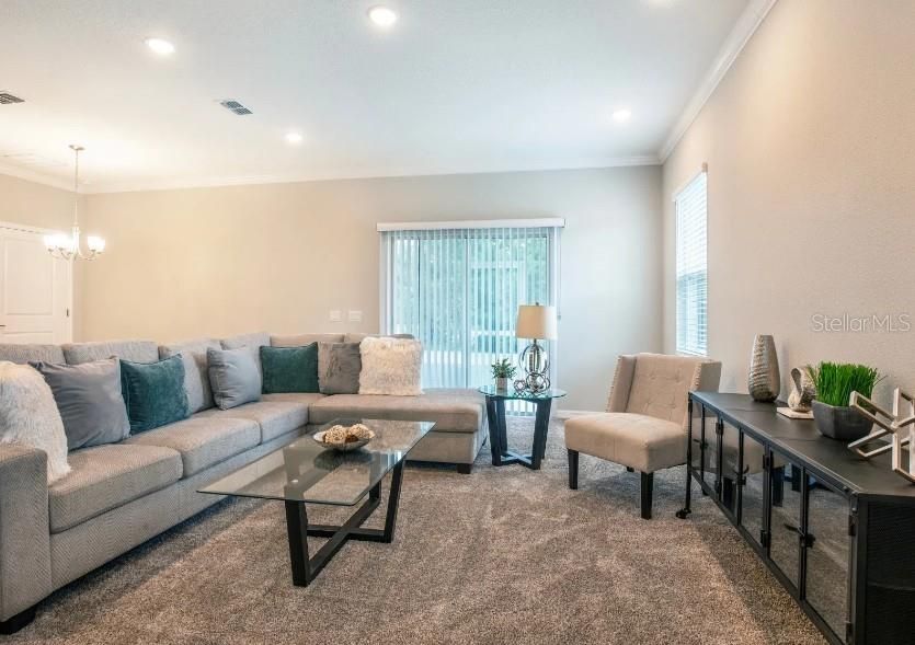 For Sale: $319,900 (3 beds, 2 baths, 1602 Square Feet)