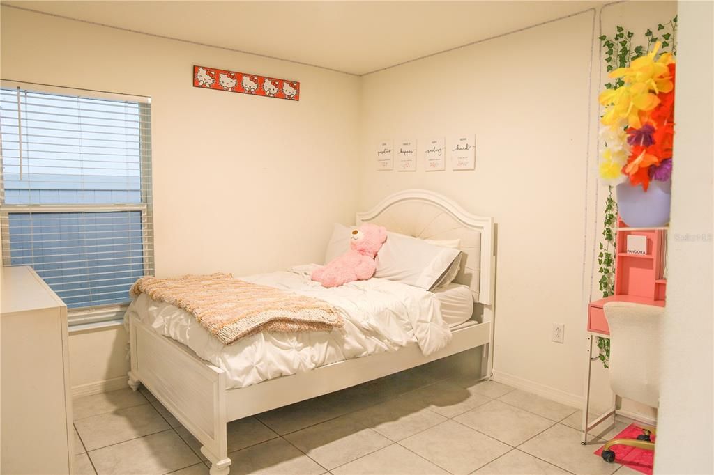 For Sale: $299,000 (4 beds, 2 baths, 1617 Square Feet)