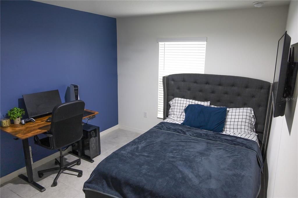 For Sale: $299,000 (4 beds, 2 baths, 1617 Square Feet)