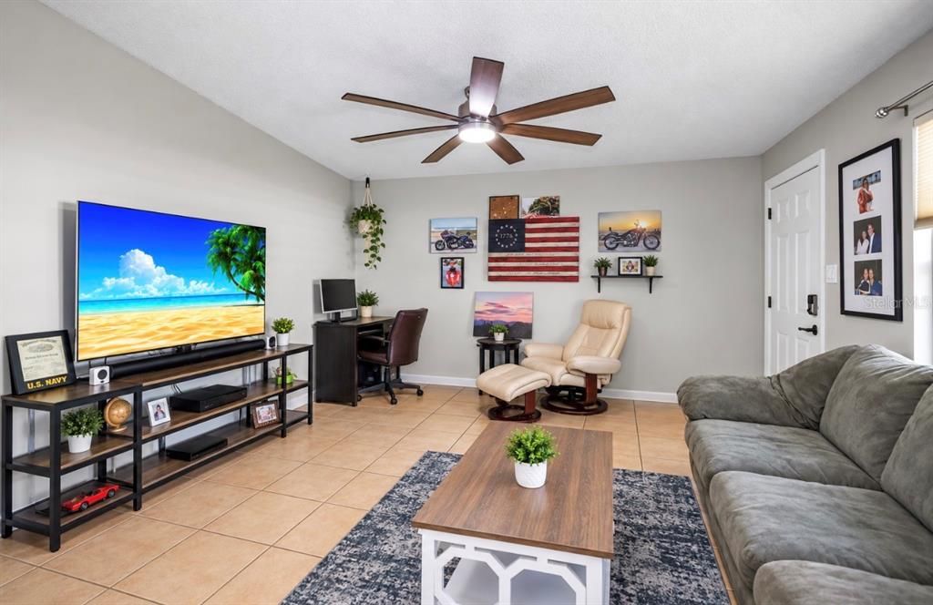 En Venta: $469,000 (2 camas, 0 baños, 1248 Pies cuadrados)