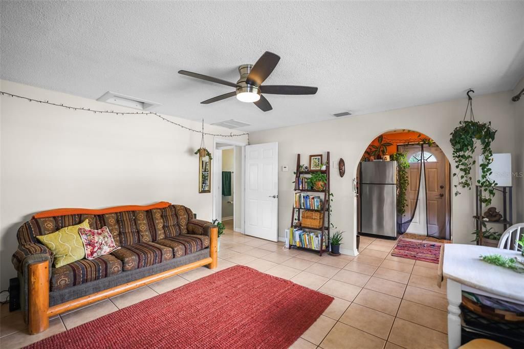 En Venta: $469,000 (2 camas, 0 baños, 1248 Pies cuadrados)