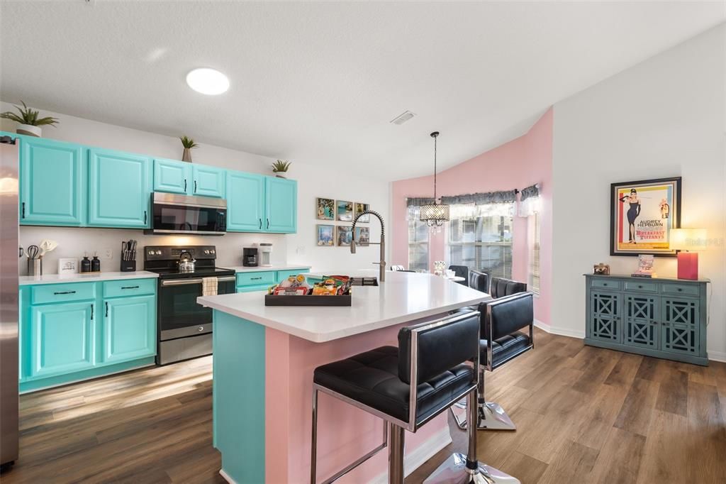 En Venta: $575,000 (5 camas, 3 baños, 2399 Pies cuadrados)