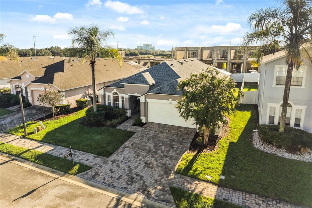 En Venta: $575,000 (5 camas, 3 baños, 2399 Pies cuadrados)