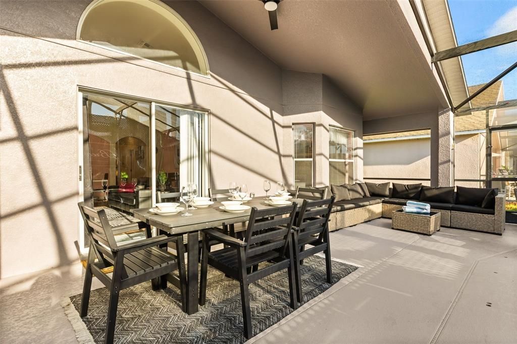 En Venta: $575,000 (5 camas, 3 baños, 2399 Pies cuadrados)