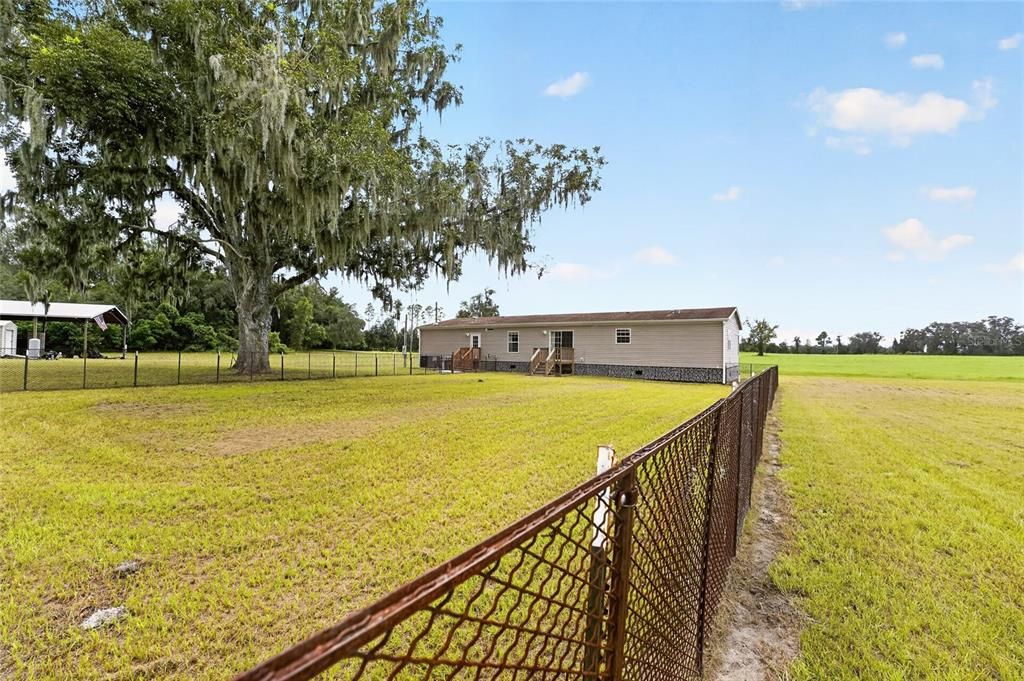 На продажу: $445,000 (4 спален, 2 ванн, 2356 Квадратных фут)