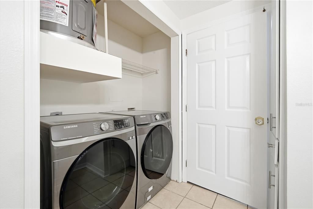 В аренду: $1,750 (1 спален, 1 ванн, 867 Квадратных фут)