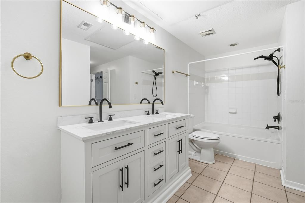 В аренду: $1,750 (1 спален, 1 ванн, 867 Квадратных фут)