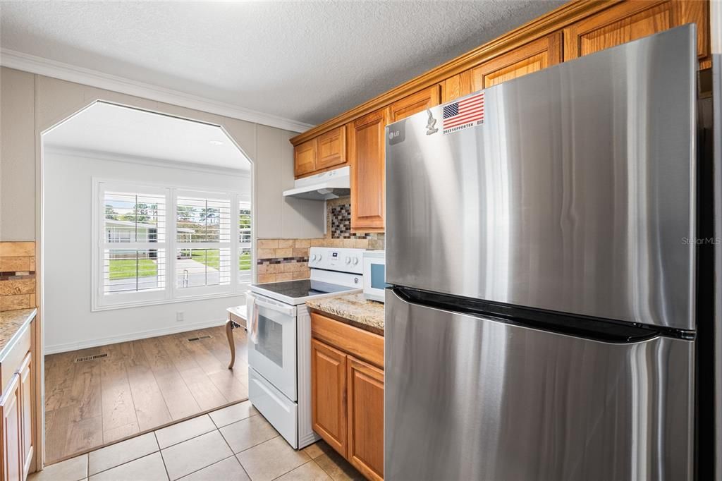 For Sale: $156,600 (2 beds, 2 baths, 1104 Square Feet)