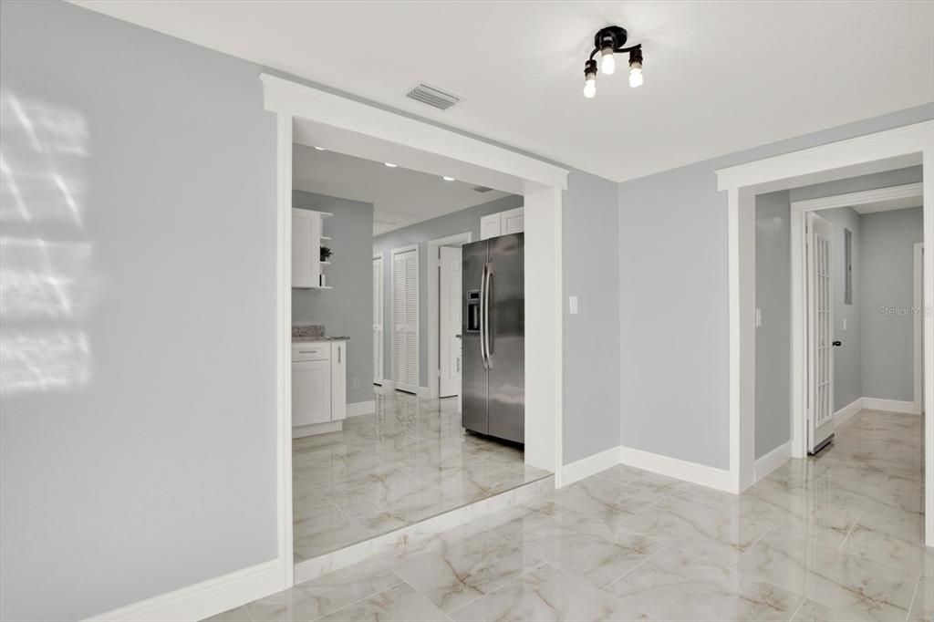На продажу: $345,000 (3 спален, 2 ванн, 1145 Квадратных фут)